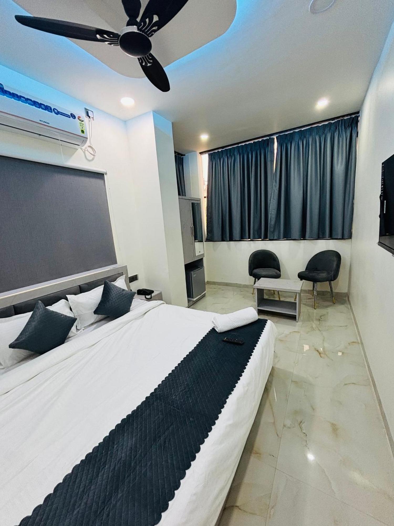 Hotel Sky City Nagpur Eksteriør billede